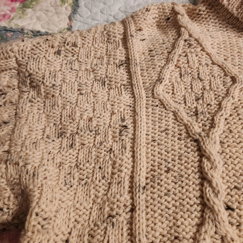 Callan Wool Sweater NWOT - Picture 12 of 16